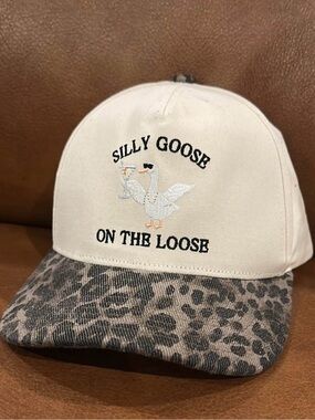 Silly Goose On The Loose Beige Cap with Leopard Brim